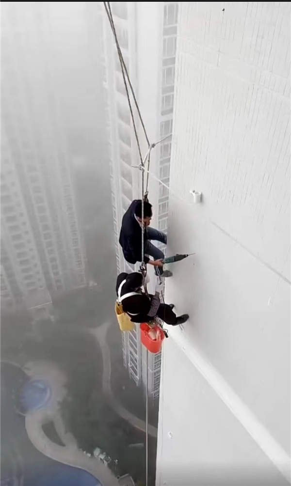 �ܵ����b���S��