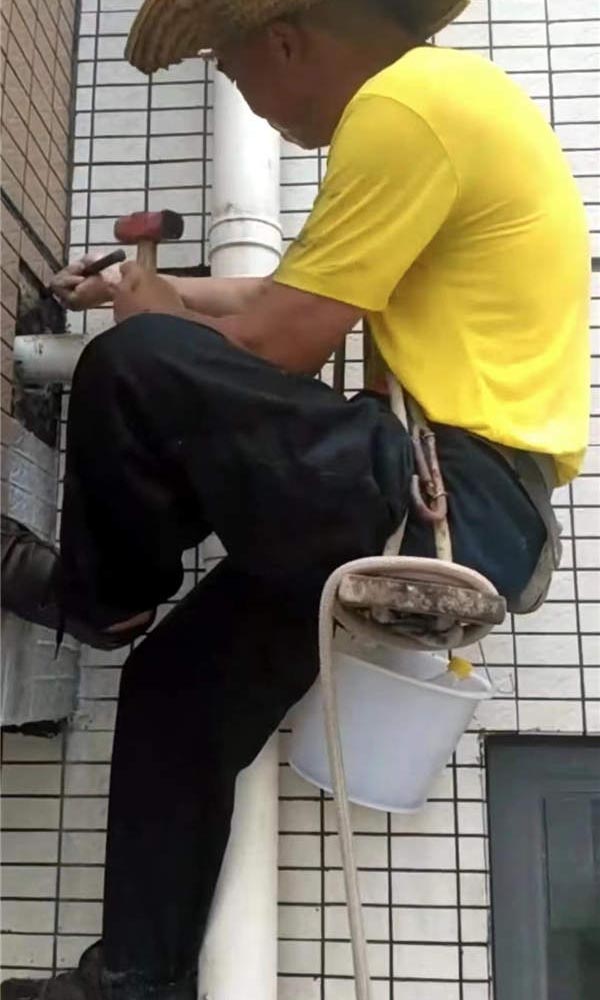 �ܵ����b���S��